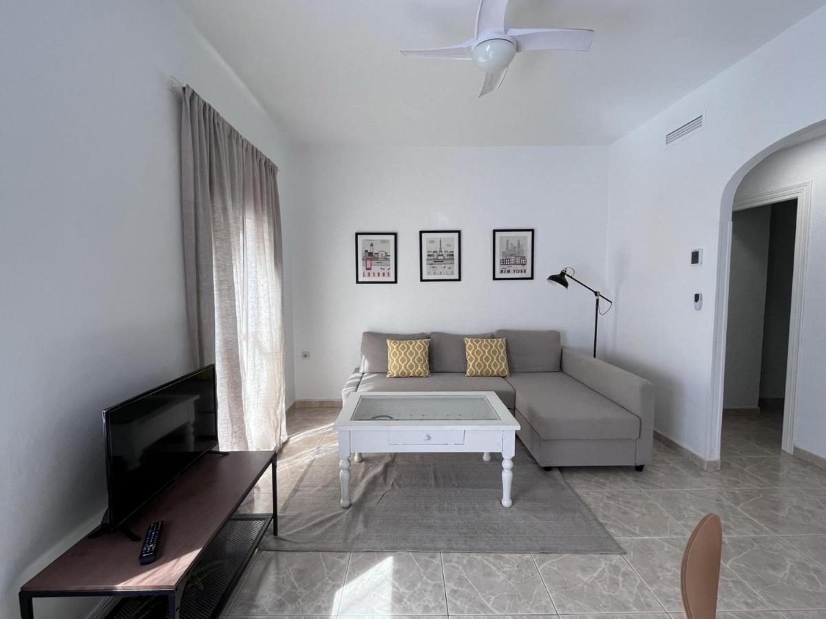 Seaty Center By Gms Apartamentos ฟูเอนฮิโรลา ภายนอก รูปภาพ